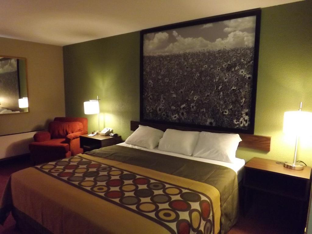 Hotel Super 8 By Wyndham Sterling Co Pokoj fotografie